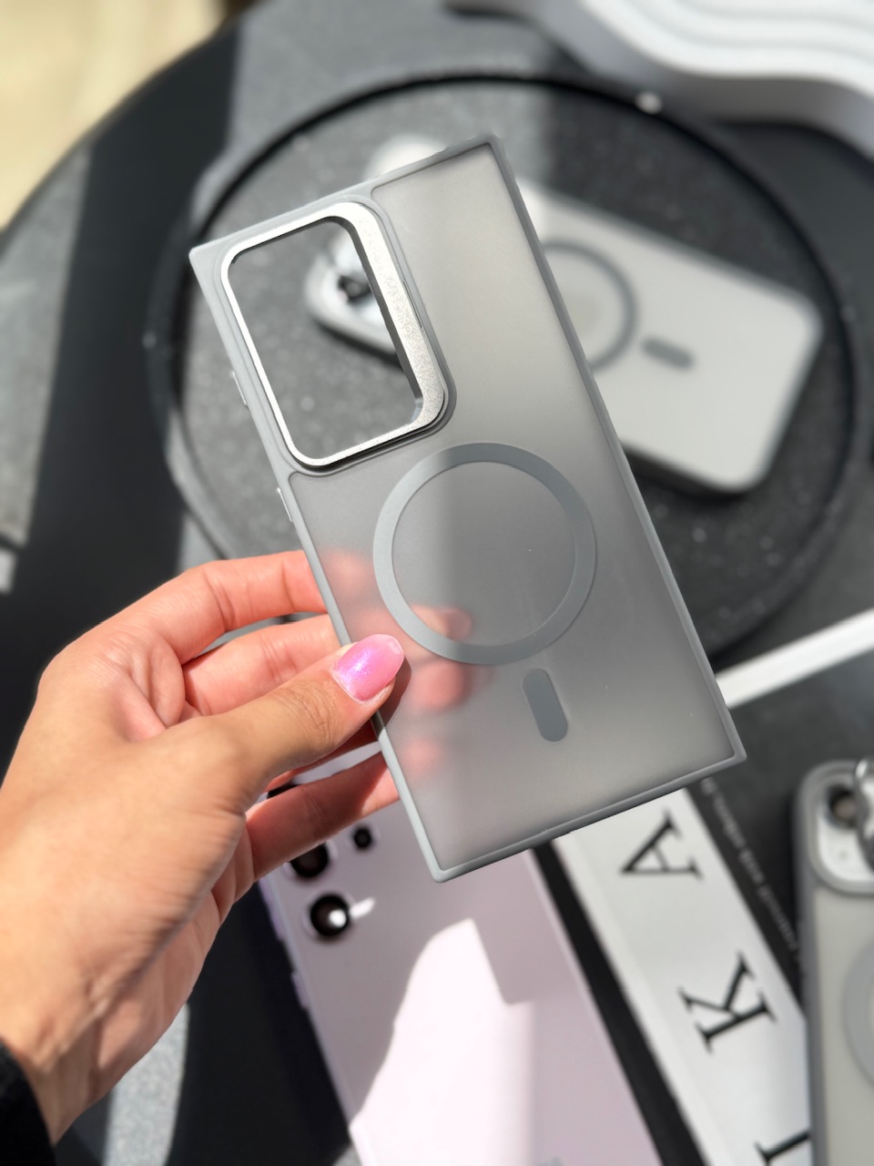 قاب Matte CasePro Lens with MagSafe استند شو با لنز رینگی (کدC1608) - Image 7