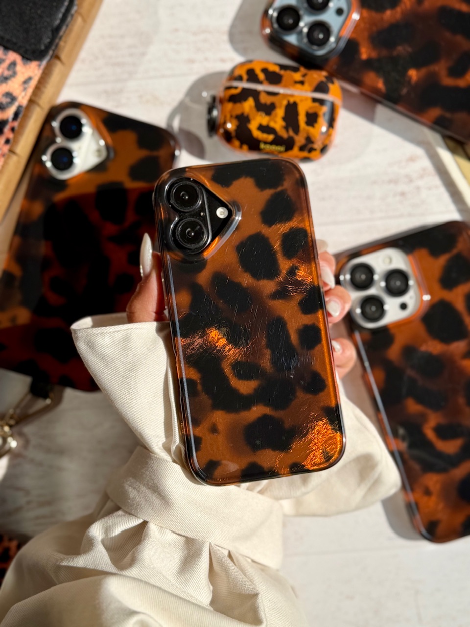 قاب Leopard Flame (کدC2130) - Image 2